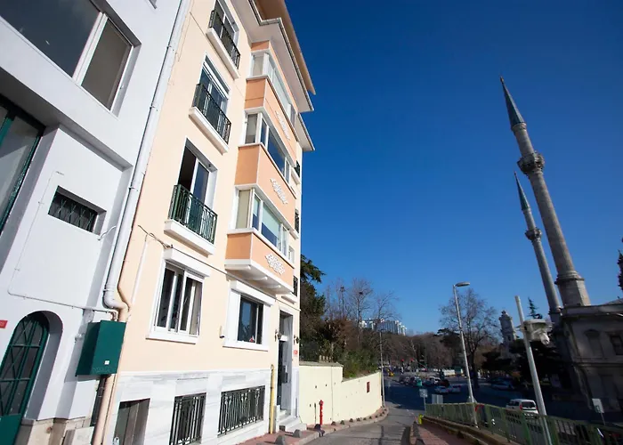 Contemporary Waterfront With A Stunning View Appartement