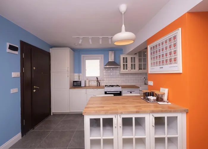 Contemporary Waterfront With A Stunning View Appartement Istambul