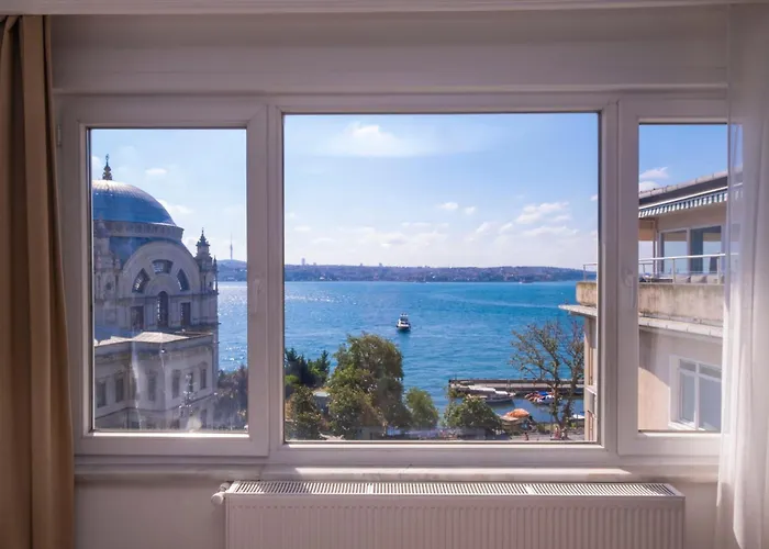 Contemporary Waterfront With A Stunning View Appartement