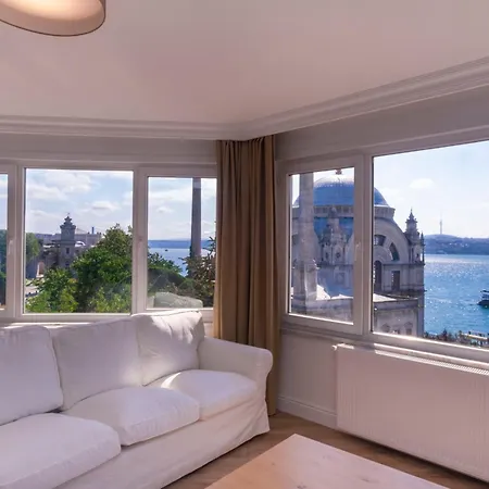 Bosphorus And Palace View Floor *
