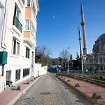 Appartamento Contemporary Waterfront With A Stunning View Provincia di Istanbul