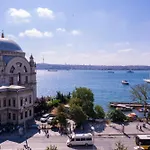 Contemporary Waterfront With A Stunning View Appartamento Provincia di Istanbul